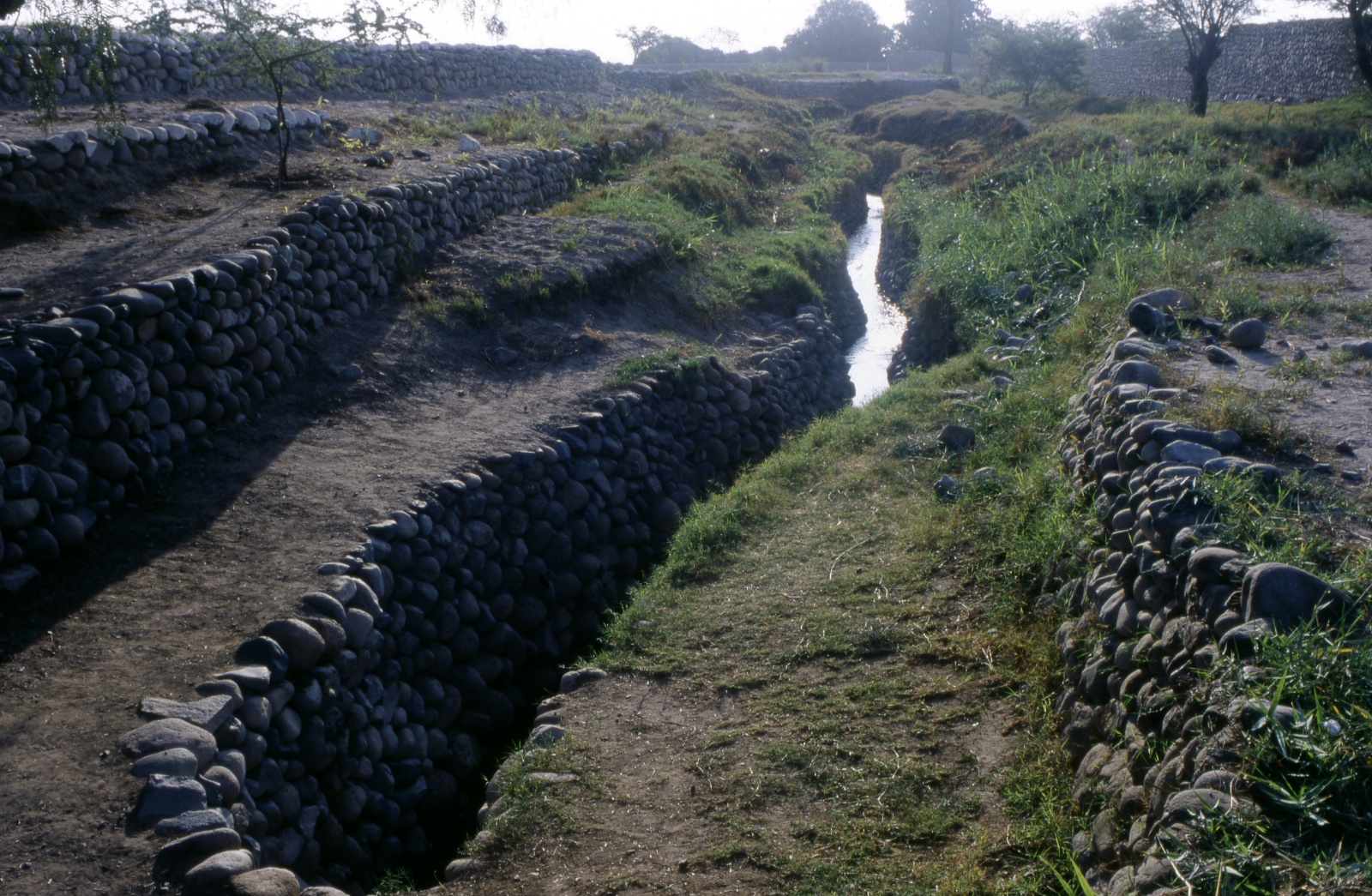 Nazca, anciente aqueducts